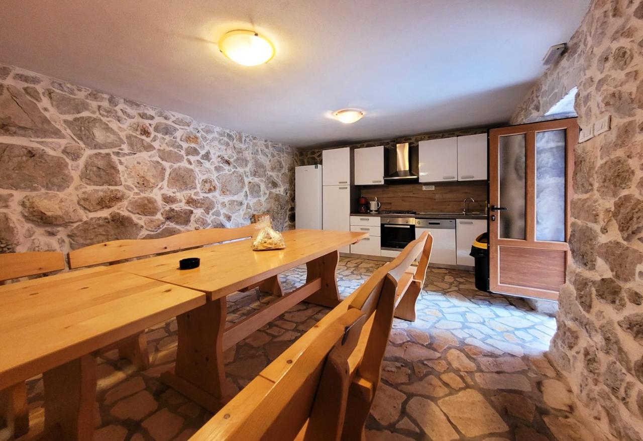 Luxury Villa Poquito Zagvozd Bagian luar foto