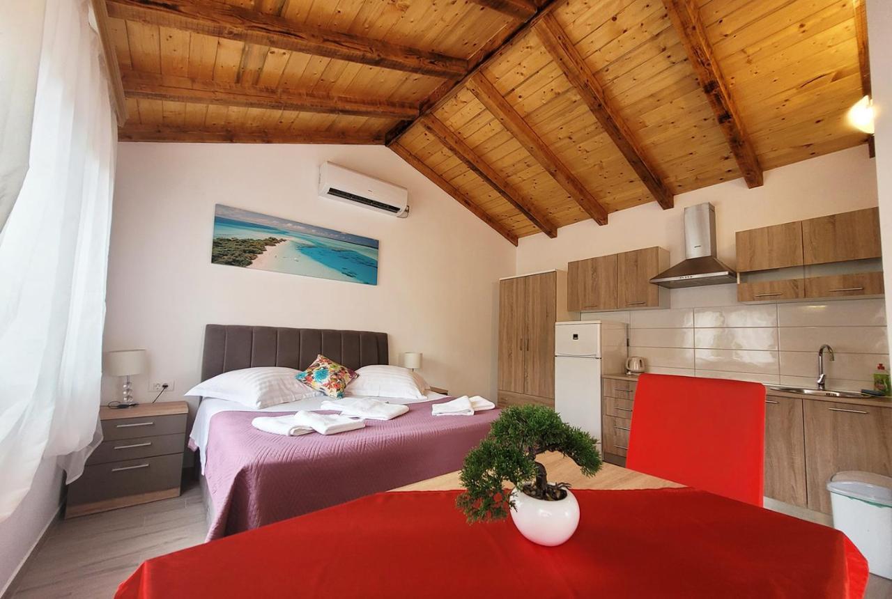 Luxury Villa Poquito Zagvozd Bagian luar foto